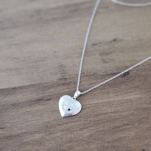 Silver jewelry necklace